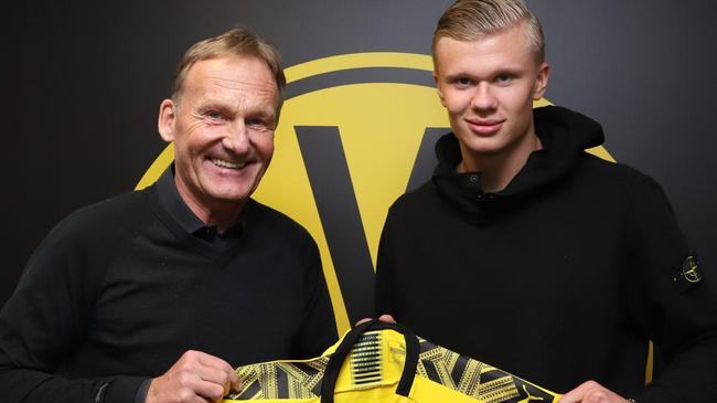 穆斯卡特：球队配得上所有赞誉，我们始终齐心一致（穆斯卡特：球队应得所有赞美，我们一直众志成城）