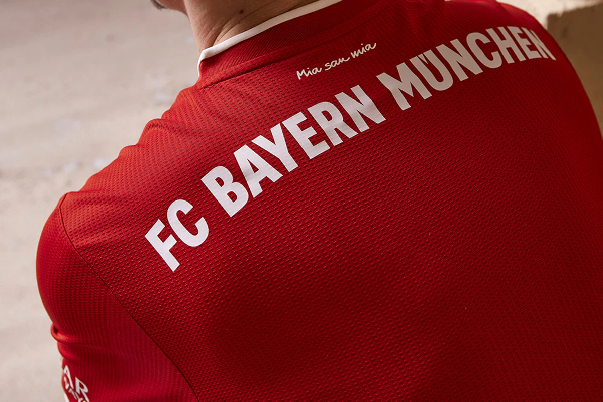 埃基蒂克：斯洛特在训练中对我很严厉，有时我真的会被气到爆