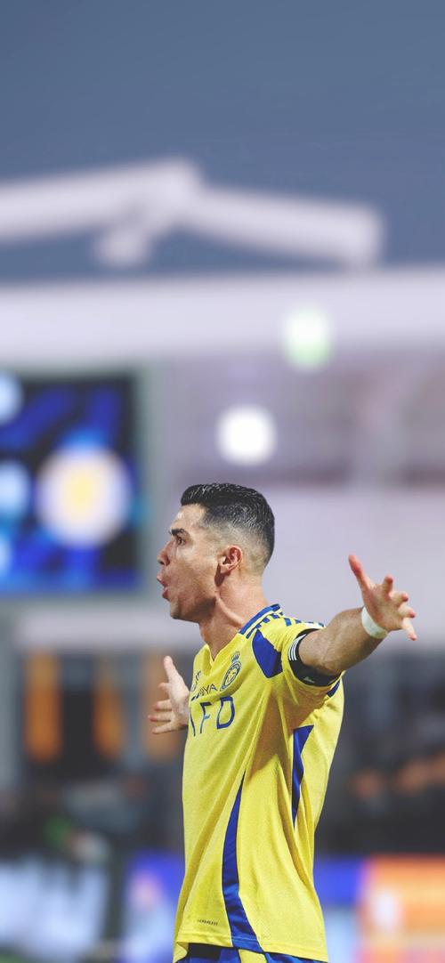 李金羽：不管明年带队征战中超什么样，都会为中国足球去努力（李金羽：无论明年带队征战中超如何，我都会为中国足球拼尽全力）