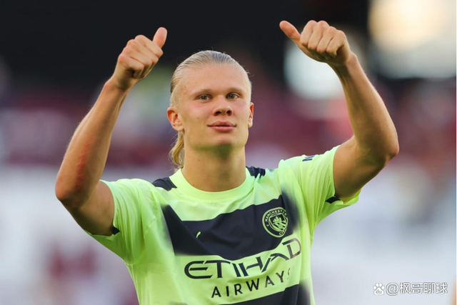 温家宝：球迷的呐喊让我们充满动力，场下我也会跟着他们唱歌