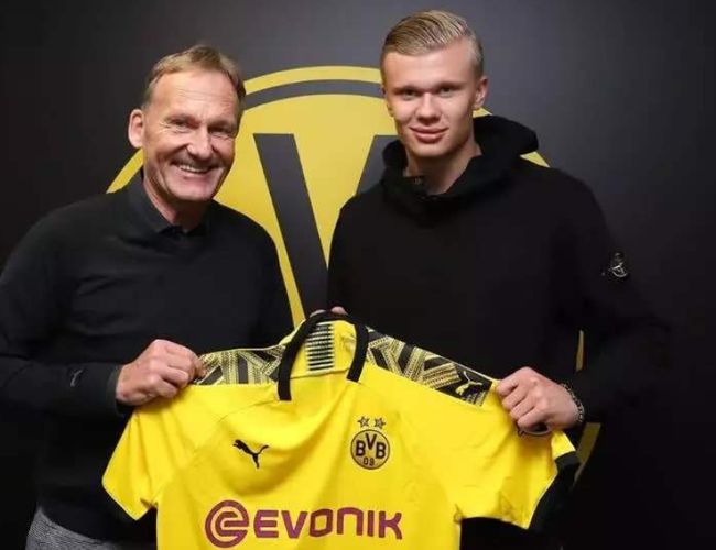 中国男篮关键时刻连丢3篮板，连续追分最后功亏一篑