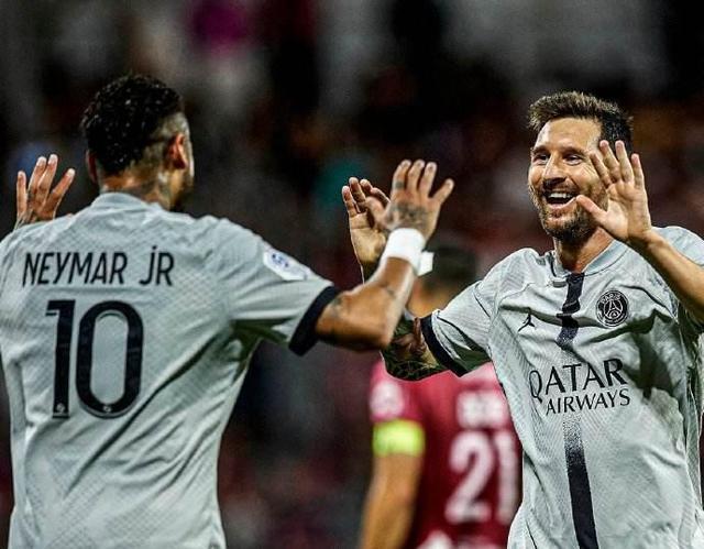 国足新帅战术引发讨论（国足新主帅战术体系引发热议）