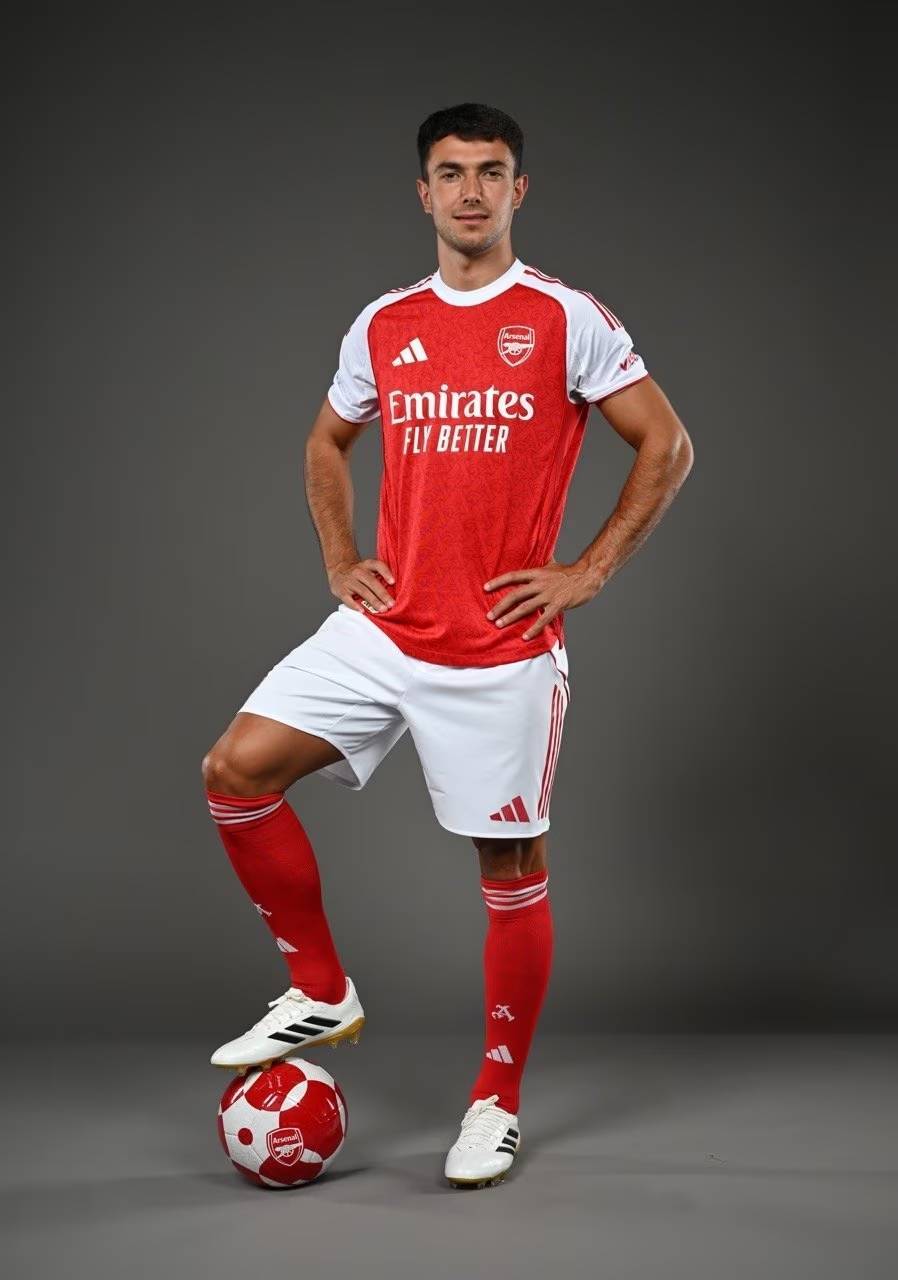 斯卢茨基：对手核心球员我们限制得不是特别好，给了很多机会