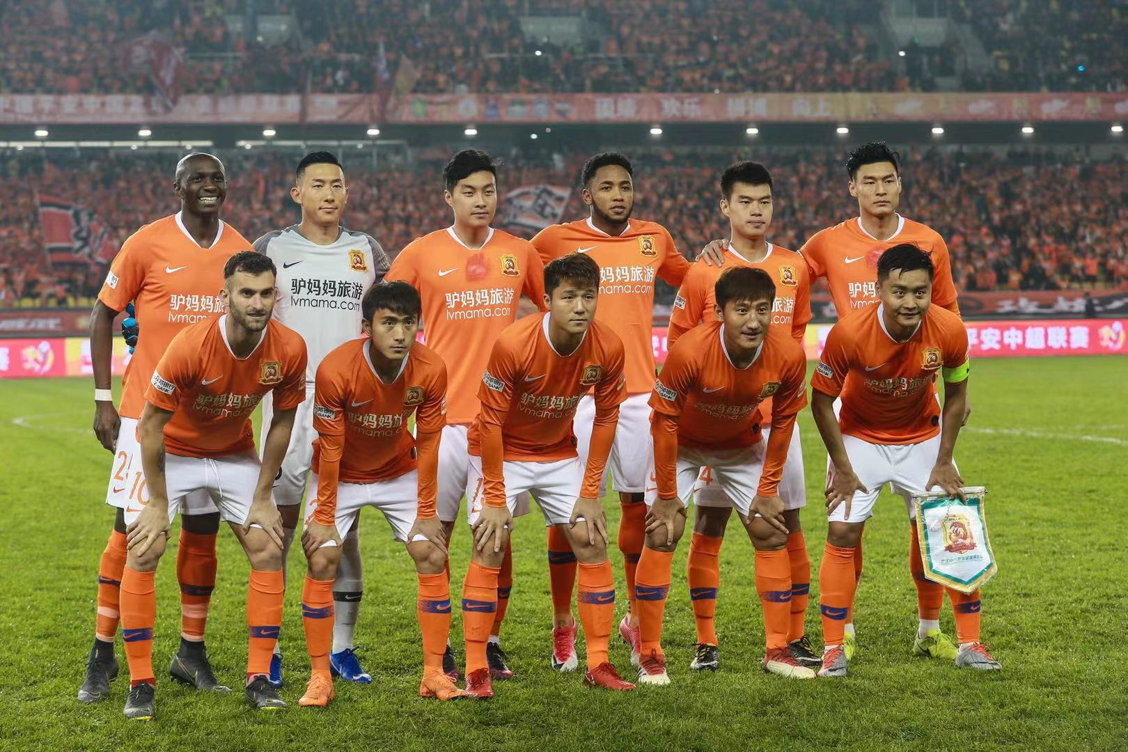 NBA新秀观察：状元秀首战表现亮眼,