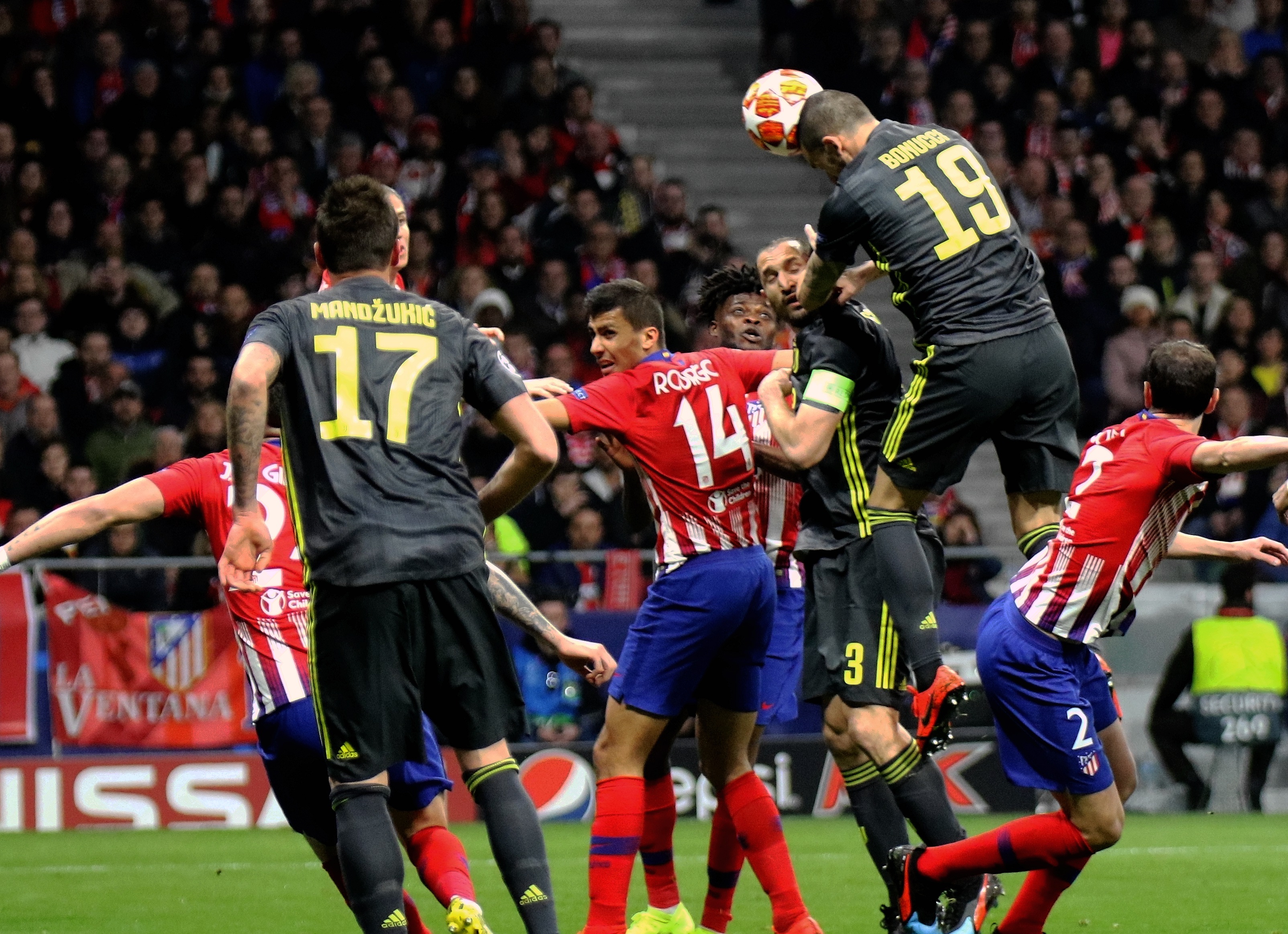 活塞本赛季前16场就拿下14胜，追平23-24赛季总胜场